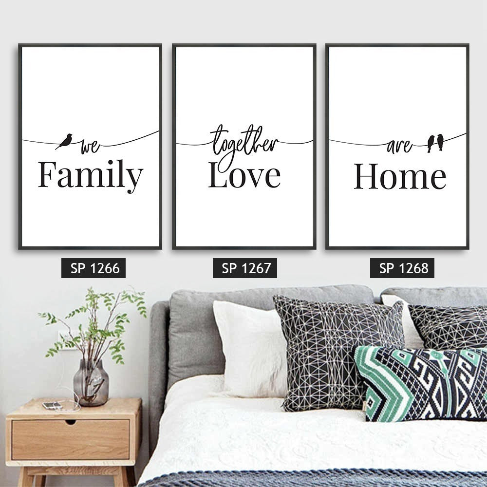 תמונת קנבס FAMILY LOVE HOME שחור לבן